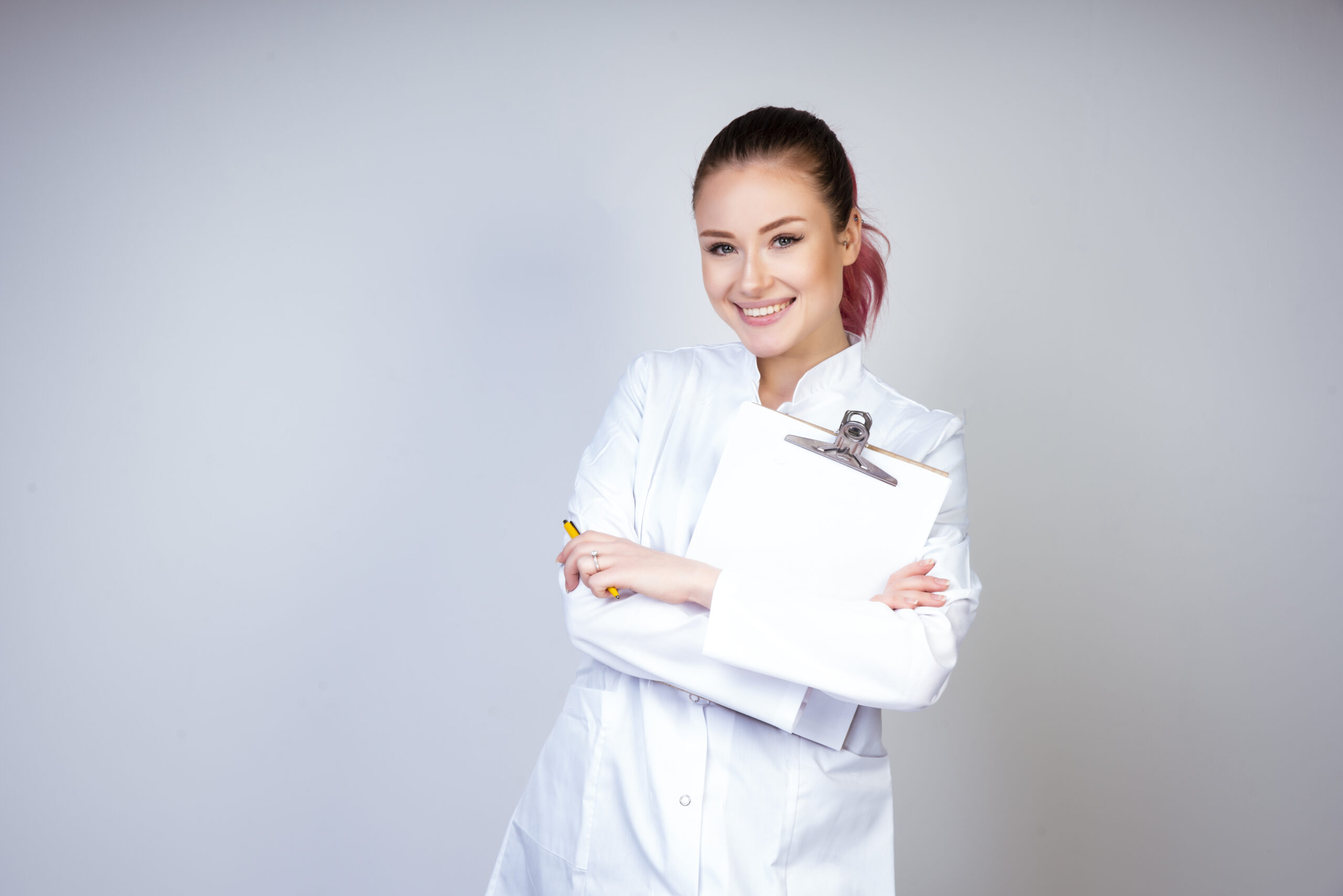 requisitos para abrir clínica médica